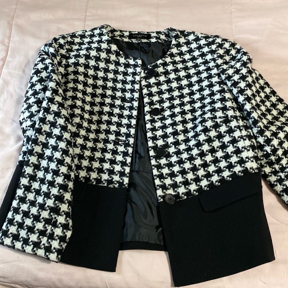 Houndstooth Pattern Vest